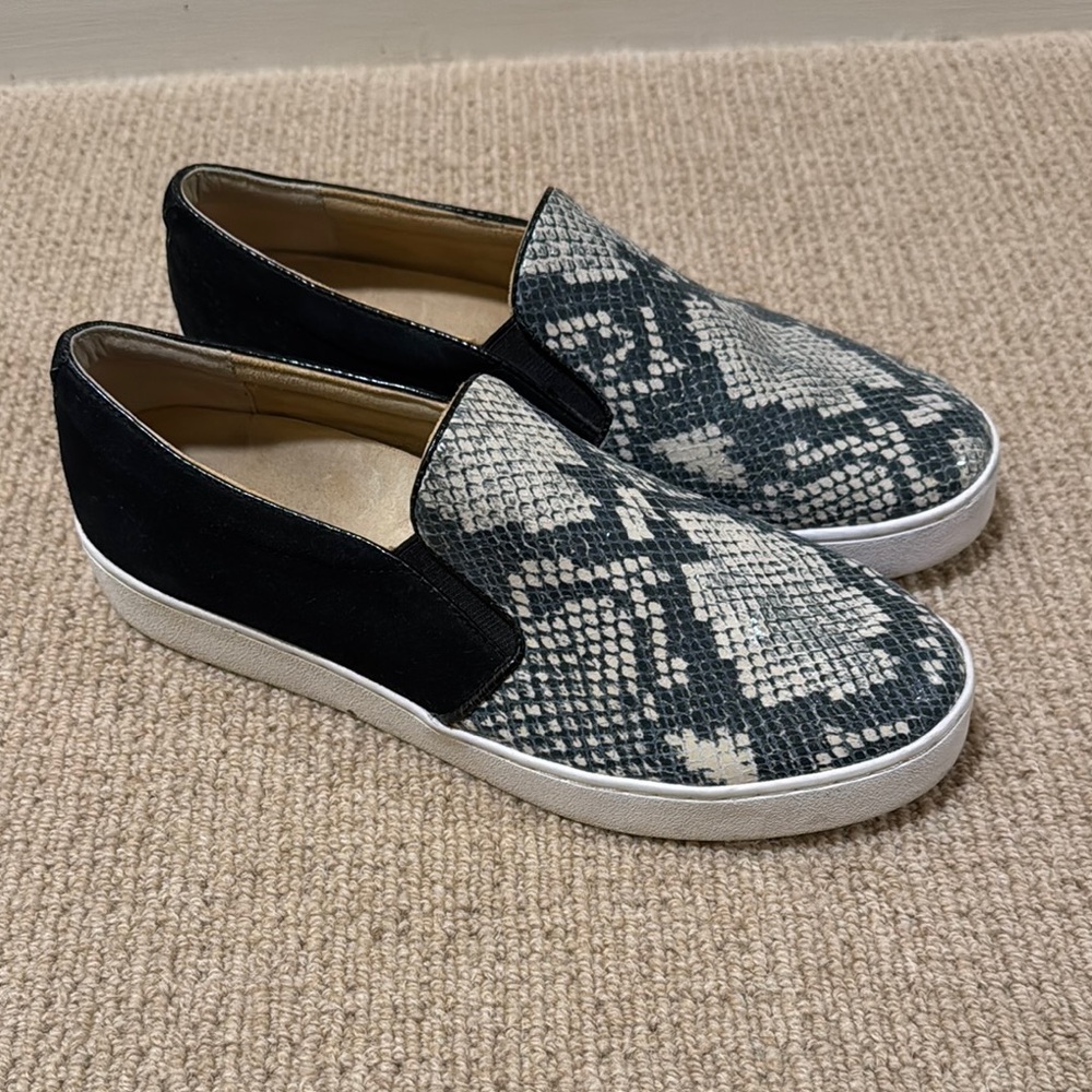Vionic Snakeskin Slip-On Sneakers- size 8